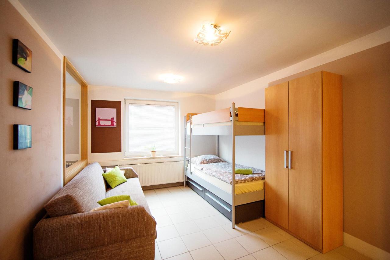 Sweet Apartments With Free Private Parking Laibach Exterior foto