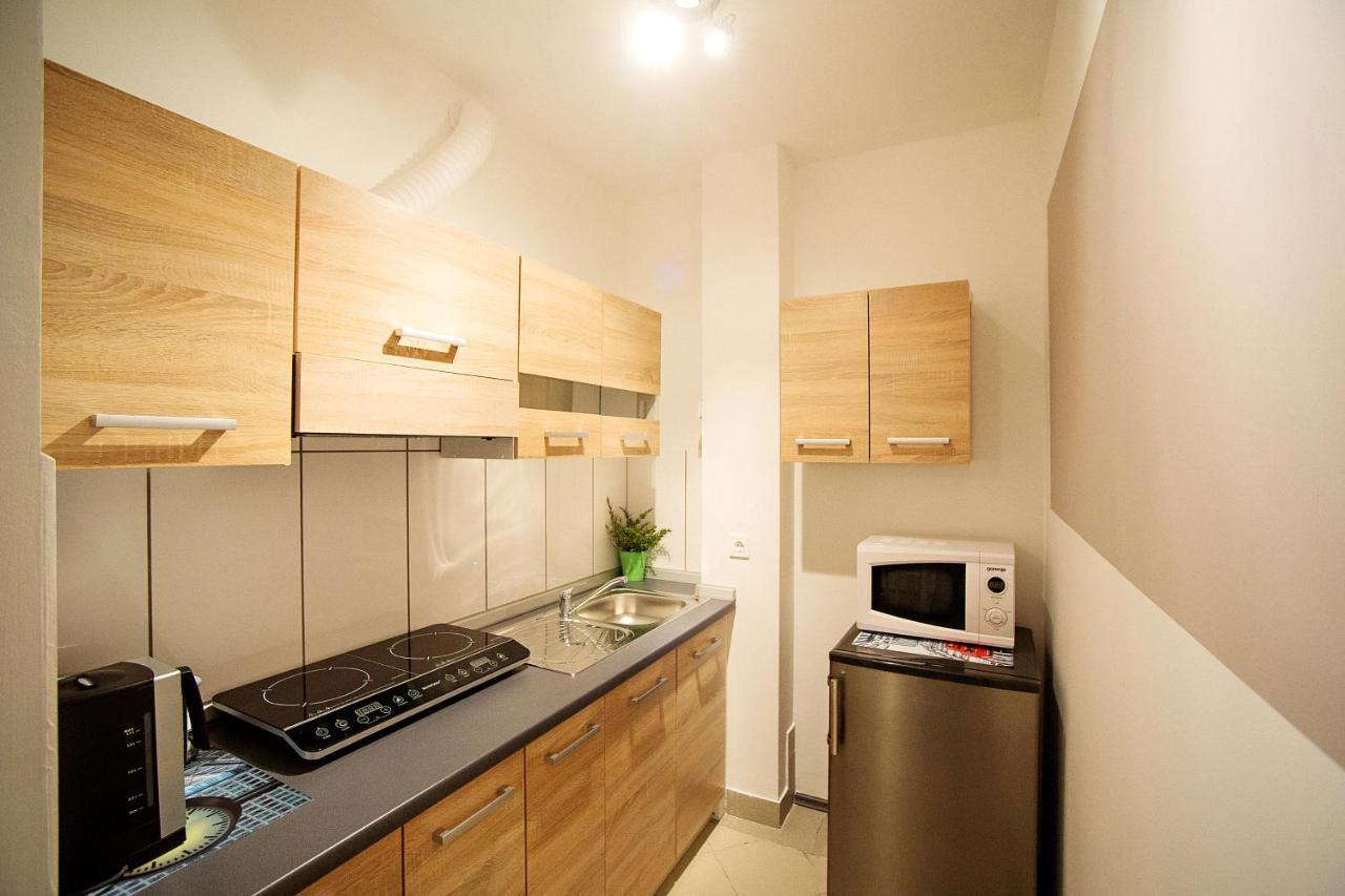 Sweet Apartments With Free Private Parking Laibach Exterior foto